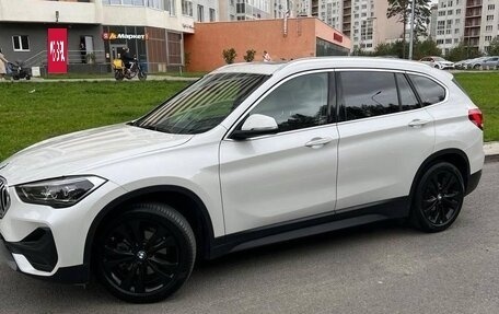 BMW X1, 2022 год, 2 600 000 рублей, 2 фотография