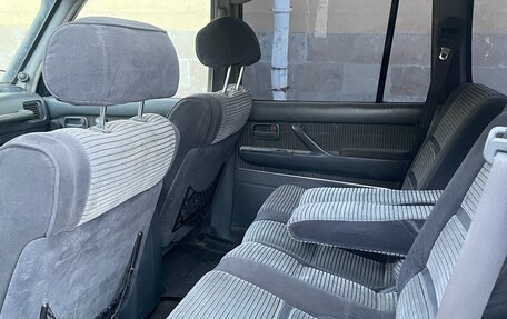 Toyota Land Cruiser 80 рестайлинг, 1992 год, 1 750 000 рублей, 6 фотография