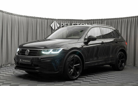 Volkswagen Tiguan II, 2021 год, 4 140 000 рублей, 1 фотография