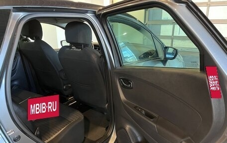 Renault Kaptur I рестайлинг, 2017 год, 1 000 000 рублей, 25 фотография