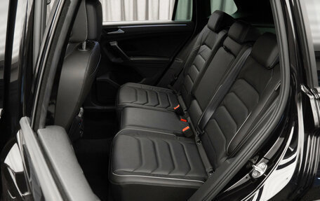 Volkswagen Tiguan II, 2021 год, 4 140 000 рублей, 12 фотография