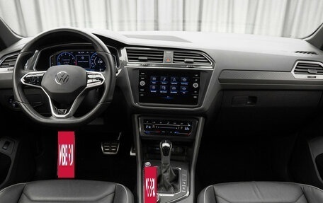 Volkswagen Tiguan II, 2021 год, 4 140 000 рублей, 8 фотография