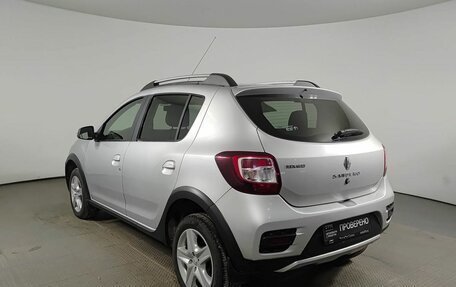 Renault Sandero II рестайлинг, 2015 год, 755 000 рублей, 8 фотография