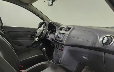 Renault Sandero II рестайлинг, 2015 год, 755 000 рублей, 13 фотография