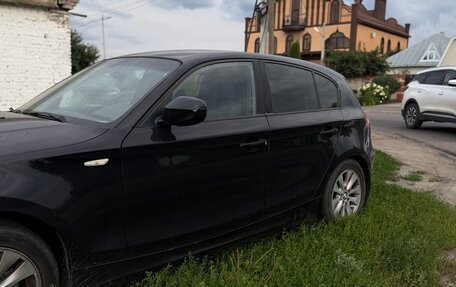 BMW 1 серия, 2010 год, 700 000 рублей, 3 фотография