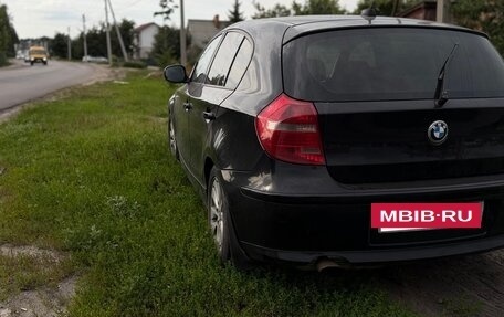 BMW 1 серия, 2010 год, 700 000 рублей, 2 фотография
