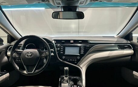 Toyota Camry, 2017 год, 2 480 000 рублей, 13 фотография