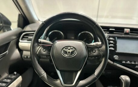 Toyota Camry, 2017 год, 2 480 000 рублей, 14 фотография