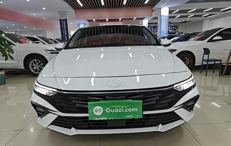 Hyundai Elantra, 2023 год, 1 380 000 рублей, 3 фотография