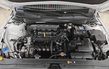 Hyundai Elantra, 2023 год, 1 380 000 рублей, 20 фотография