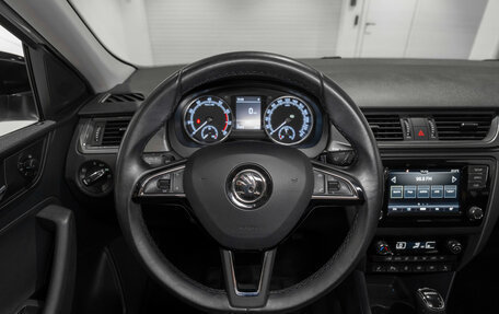 Skoda Rapid I, 2018 год, 1 575 000 рублей, 10 фотография