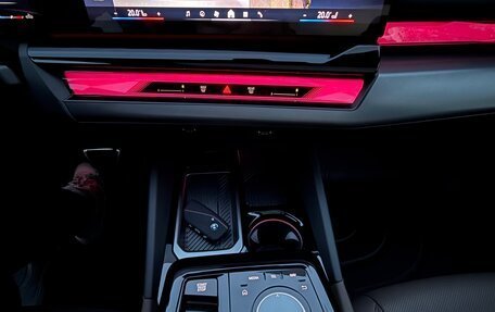 BMW 5 серия, 2025 год, 7 350 000 рублей, 25 фотография