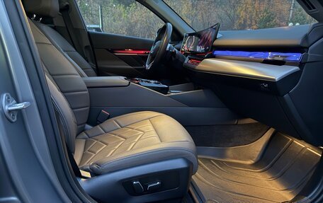 BMW 5 серия, 2025 год, 7 350 000 рублей, 35 фотография