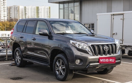 Toyota Land Cruiser Prado 150 рестайлинг, 2015 год, 3 698 000 рублей, 3 фотография