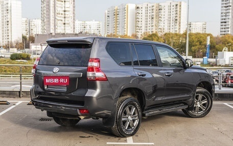 Toyota Land Cruiser Prado 150 рестайлинг, 2015 год, 3 698 000 рублей, 4 фотография