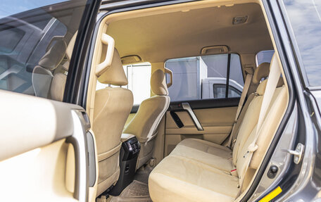 Toyota Land Cruiser Prado 150 рестайлинг, 2015 год, 3 698 000 рублей, 14 фотография
