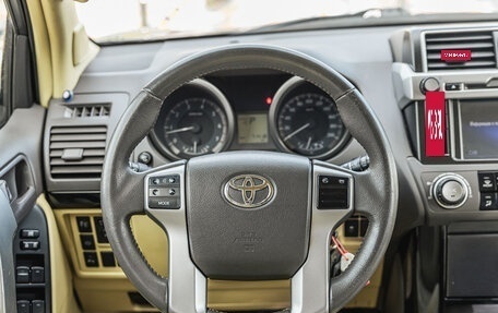 Toyota Land Cruiser Prado 150 рестайлинг, 2015 год, 3 698 000 рублей, 20 фотография