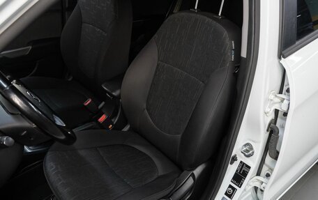 KIA Rio III рестайлинг, 2013 год, 899 000 рублей, 14 фотография