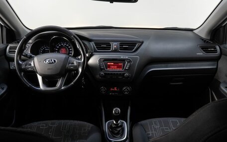 KIA Rio III рестайлинг, 2013 год, 899 000 рублей, 18 фотография