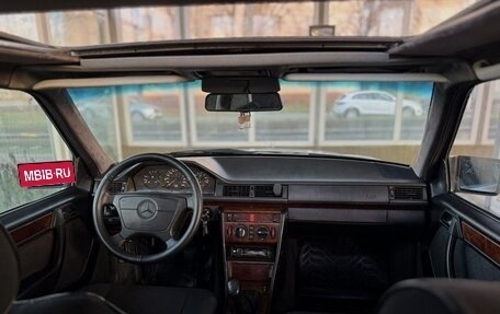 Mercedes-Benz E-Класс, 1994 год, 850 000 рублей, 14 фотография