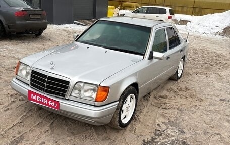 Mercedes-Benz E-Класс, 1994 год, 850 000 рублей, 10 фотография
