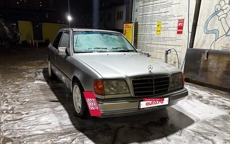 Mercedes-Benz E-Класс, 1994 год, 850 000 рублей, 7 фотография