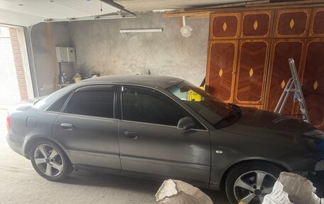 Audi A4, 1999 год, 324 000 рублей, 4 фотография
