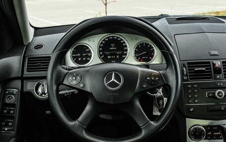 Mercedes-Benz C-Класс, 2009 год, 900 000 рублей, 16 фотография