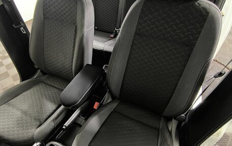 Volkswagen Polo VI (EU Market), 2018 год, 1 200 000 рублей, 9 фотография