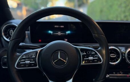 Mercedes-Benz A-Класс, 2022 год, 1 920 000 рублей, 10 фотография
