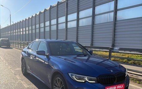 BMW 3 серия, 2019 год, 3 990 000 рублей, 3 фотография