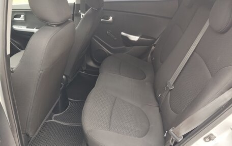 KIA Rio III рестайлинг, 2014 год, 935 000 рублей, 21 фотография