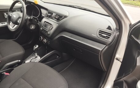 KIA Rio III рестайлинг, 2014 год, 935 000 рублей, 15 фотография