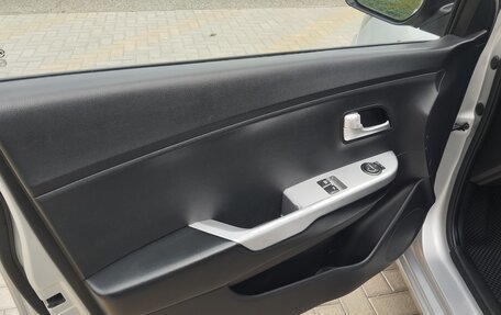 KIA Rio III рестайлинг, 2014 год, 935 000 рублей, 30 фотография