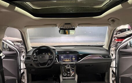 Geely Atlas, 2024 год, 2 200 000 рублей, 7 фотография