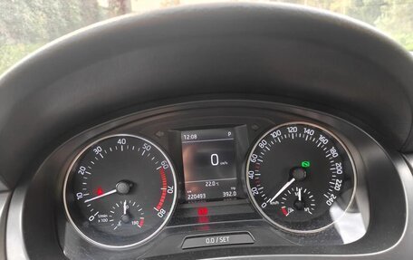 Skoda Rapid I, 2017 год, 890 000 рублей, 5 фотография