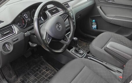 Skoda Rapid I, 2017 год, 890 000 рублей, 7 фотография