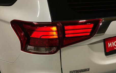 Mitsubishi Outlander III рестайлинг 3, 2016 год, 1 779 000 рублей, 7 фотография
