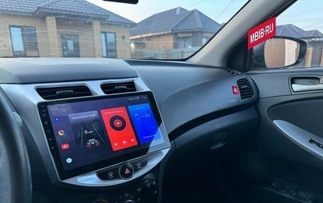 Hyundai Solaris II рестайлинг, 2014 год, 680 000 рублей, 5 фотография