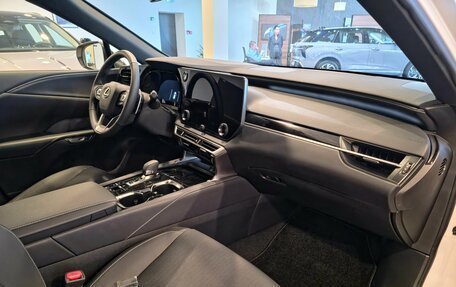 Lexus RX IV рестайлинг, 2026 год, 8 150 000 рублей, 26 фотография