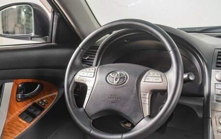 Toyota Camry, 2011 год, 1 299 000 рублей, 10 фотография