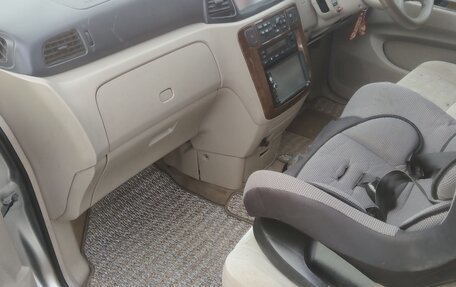 Nissan Liberty, 2002 год, 240 000 рублей, 3 фотография