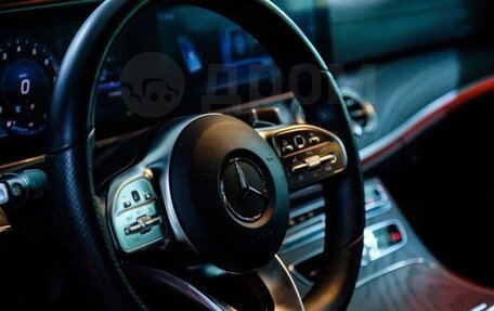 Mercedes-Benz E-Класс, 2018 год, 3 000 000 рублей, 6 фотография