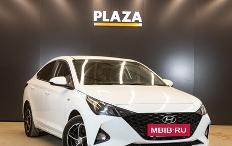 Hyundai Solaris II рестайлинг, 2021 год, 1 418 000 рублей, 2 фотография