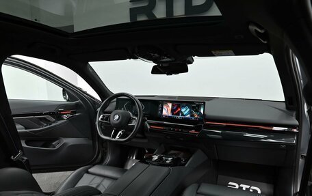 BMW 5 серия, 2024 год, 7 990 000 рублей, 10 фотография