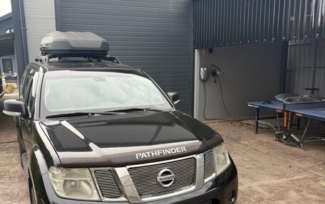 Nissan Pathfinder, 2014 год, 1 950 000 рублей, 2 фотография