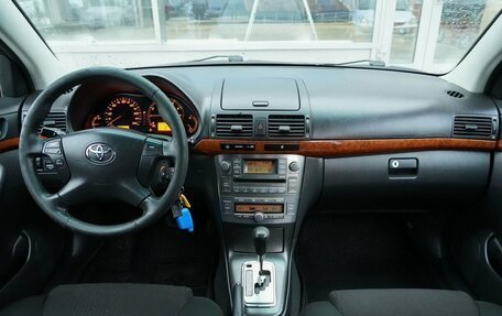 Toyota Avensis III рестайлинг, 2007 год, 840 000 рублей, 22 фотография