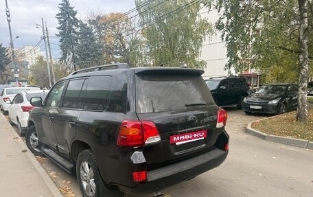 Toyota Land Cruiser 200, 2013 год, 4 000 000 рублей, 3 фотография