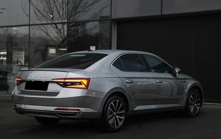 Skoda Superb III рестайлинг, 2023 год, 2 390 000 рублей, 5 фотография