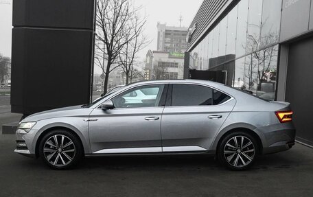 Skoda Superb III рестайлинг, 2023 год, 2 390 000 рублей, 6 фотография